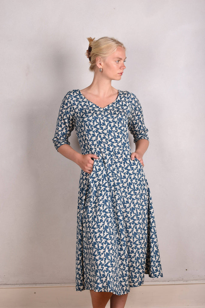 Jane. Stretch Silk midi-length dress with pockets (Bird-in-blue) - Tone Barker Silk