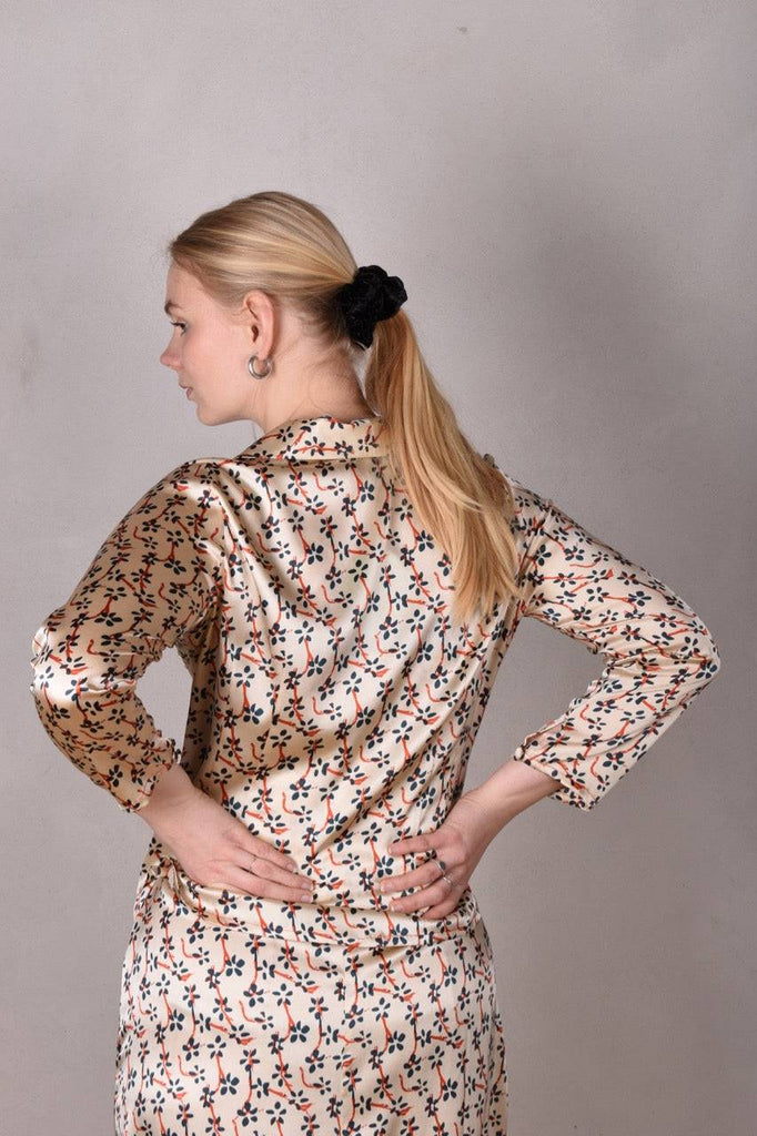 Sifty. Fitted Blouse/jacket in stretch crepe silk (Japonais) - Tone Barker Silk