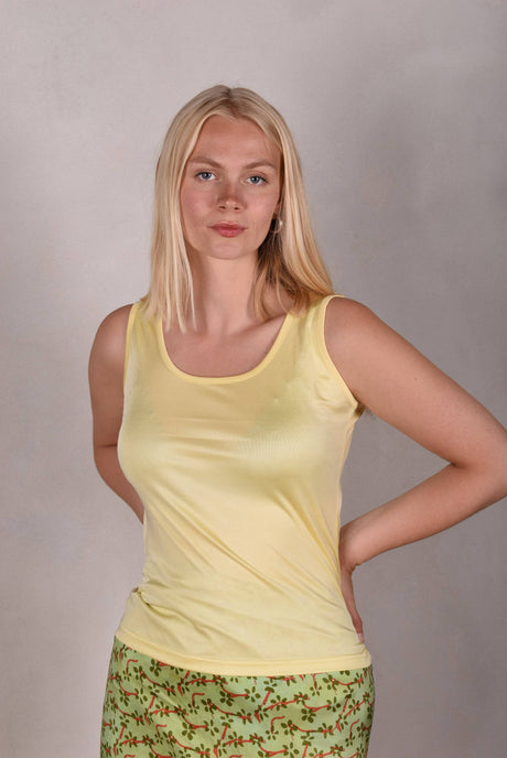 Tankie. 100% silk tank top (silk knit jersey) "Light yellow" - Tone Barker Silk
