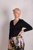 Wrapic. Wrap top in 100% silk jersey (silk knit) Col.: "Coal"