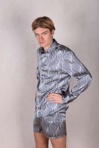 Man-Shirt. "Herre"skjorte i stretch silke (95%silke/5%elastan) "Kalablue"