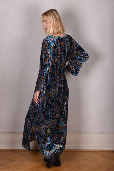 Indrea-Velvet Maxi dress kaftan-style, with pockets in Silk-Velvet devoré. Print "Flautumn"