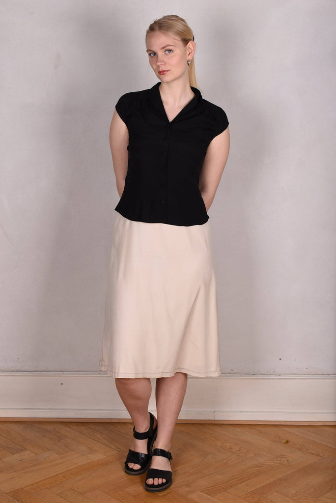 Sif. Short sleeve stretch silk blouse "Black" - Tone Barker Silk