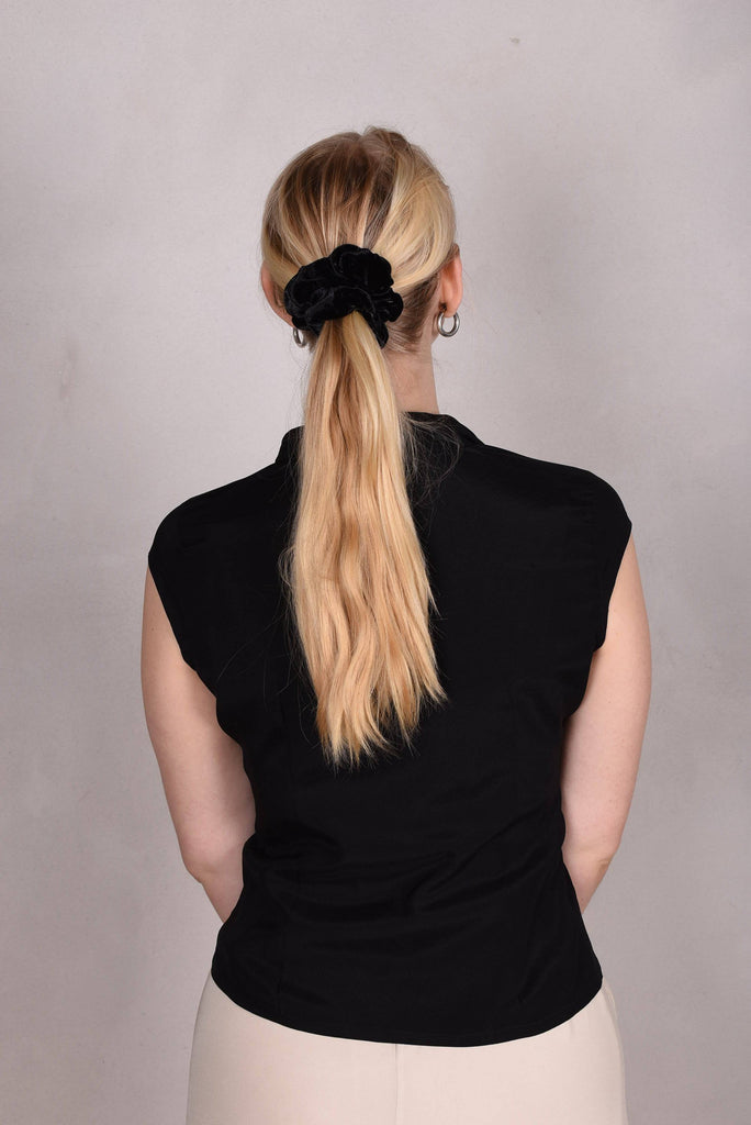 Sif. Short sleeve stretch silk blouse "Black" - Tone Barker Silk