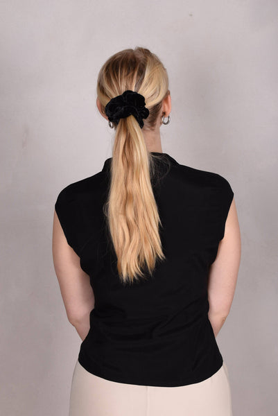 Sif. Short sleeve stretch silk blouse "Black"