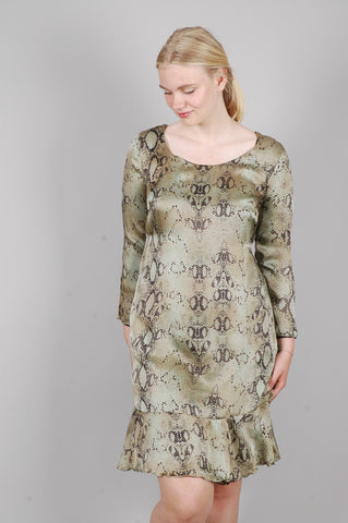 "Ann-Line" Vendbar kjole i to lag silke. Print "Bluweed/Dark Snake"