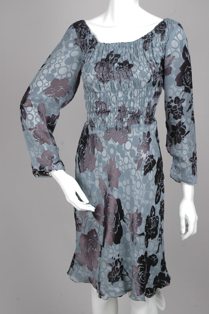 Augusta, reversible dress in silk satin devoré/silk georgette satin w. smock. "Grose/C-chain"