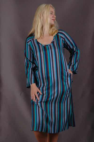 "Hidrea" Kaftan-dress with pockets. 100% Habotai Silk. Print: "Bripes"