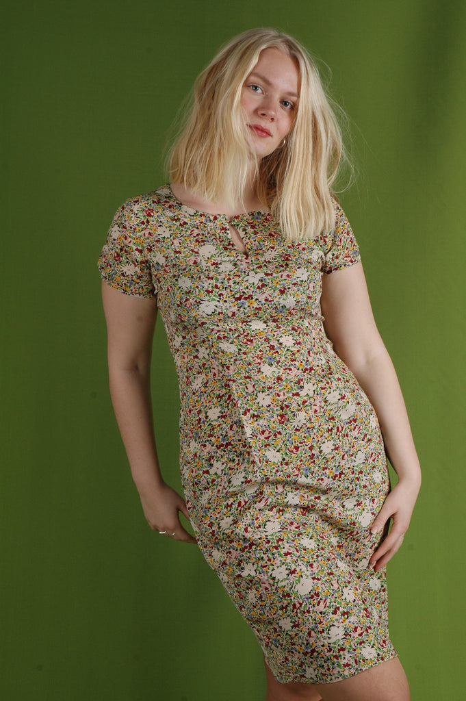 "Maude" Classic dress in stretch silk Crepe-satin. Print "Valley"
